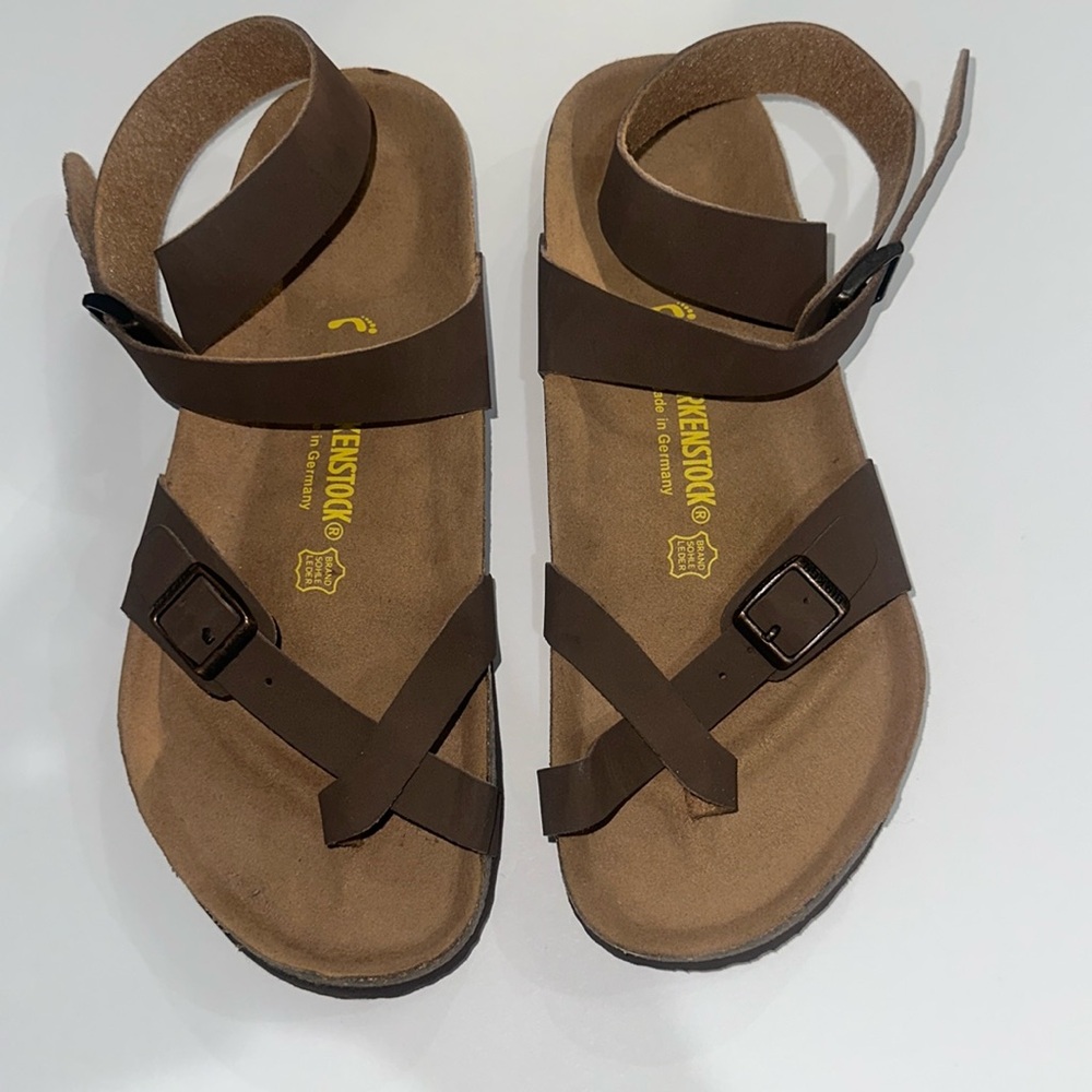 Birkenstock Yara 40 260.  L9M7
